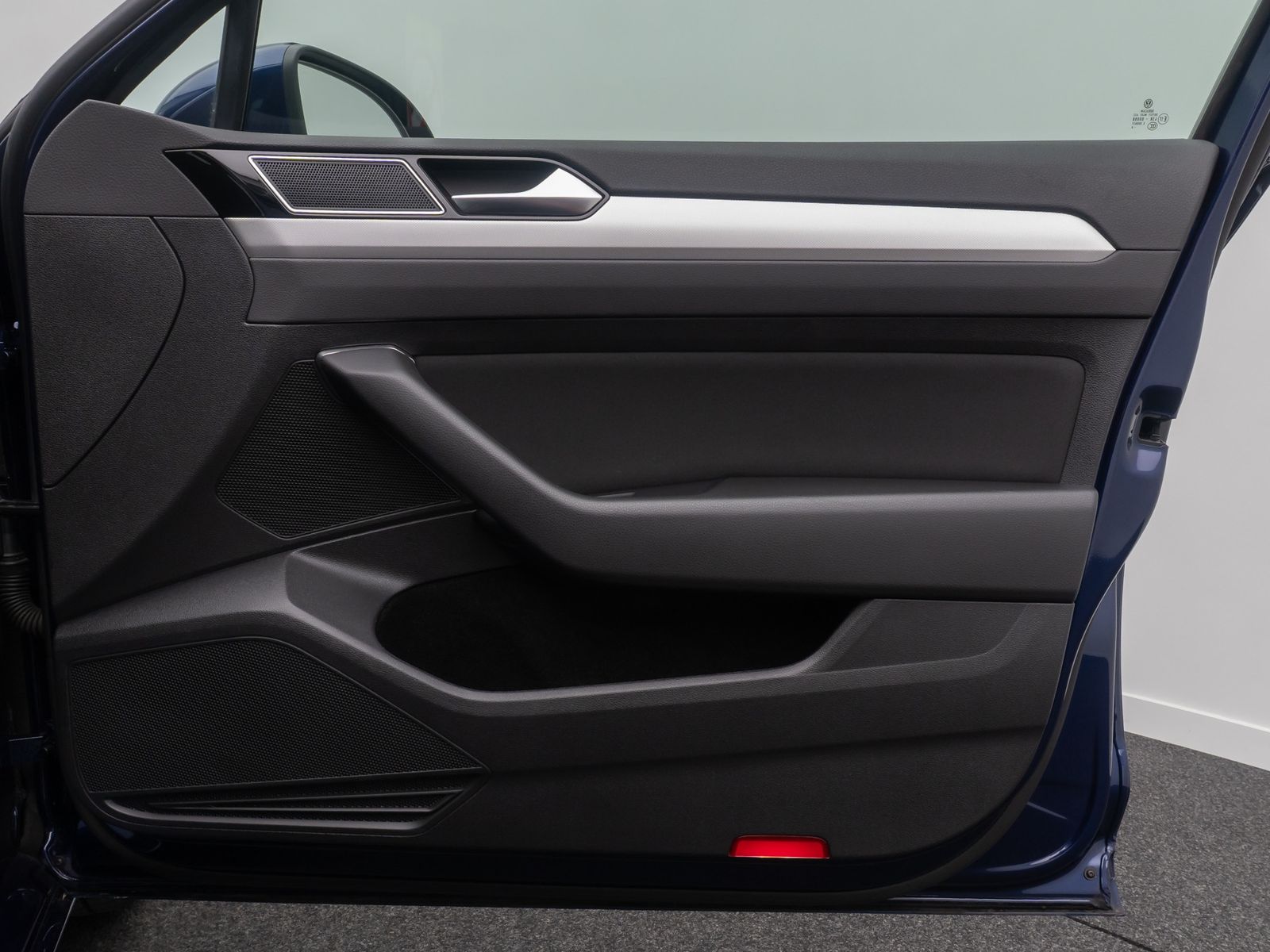 Fahrzeugabbildung Volkswagen Passat Comfortline Kamera HiFi ACC FernlichtReg