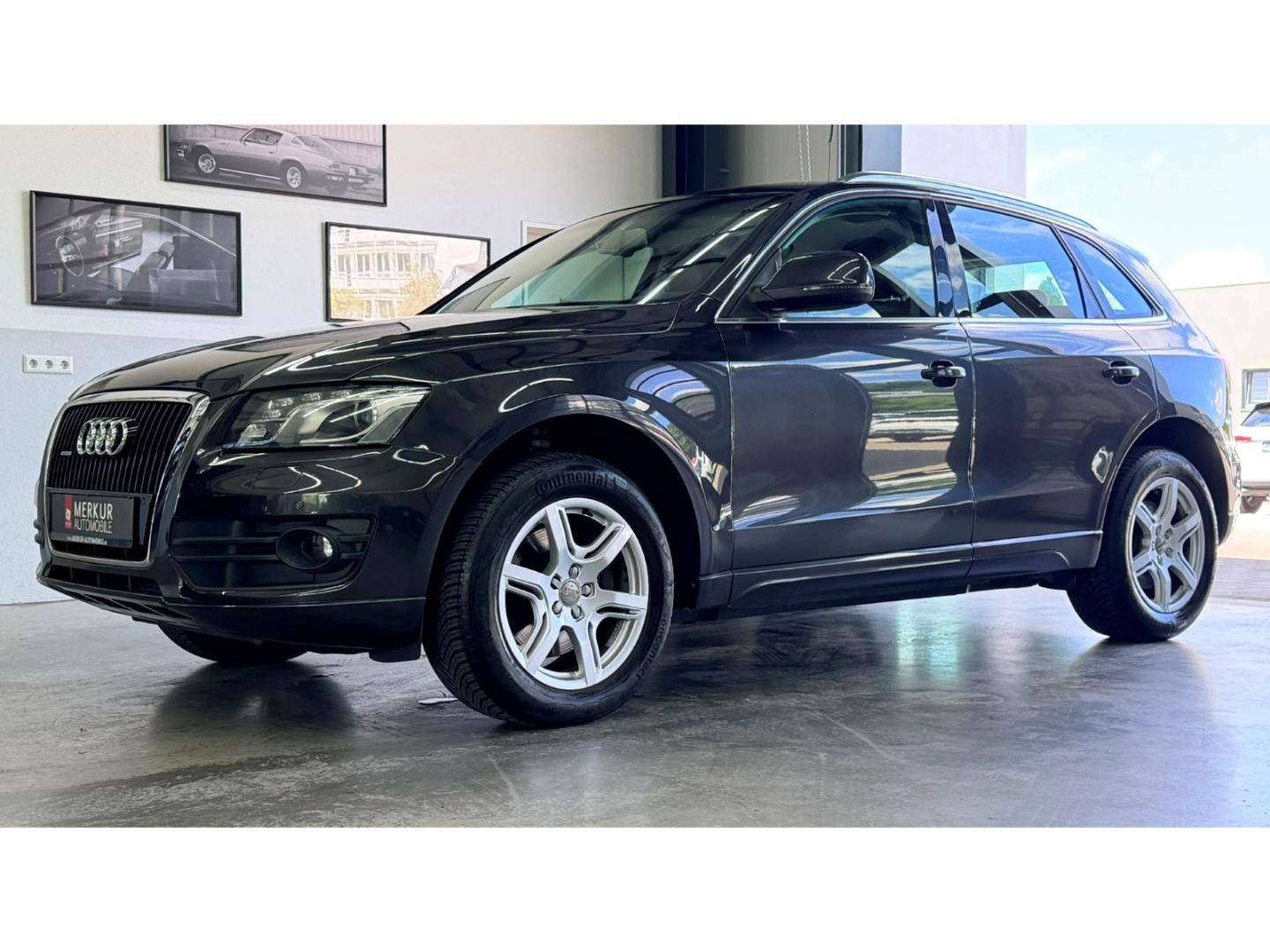 Audi Q5 3.0 TDI S-tronic quattro+AHK+Navi+Leder+Xenon