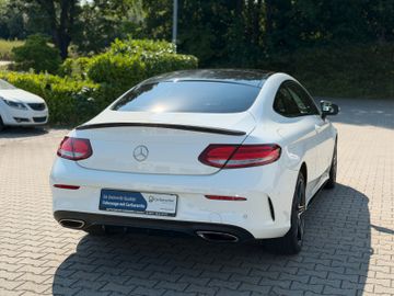 Mercedes C 300 - 12