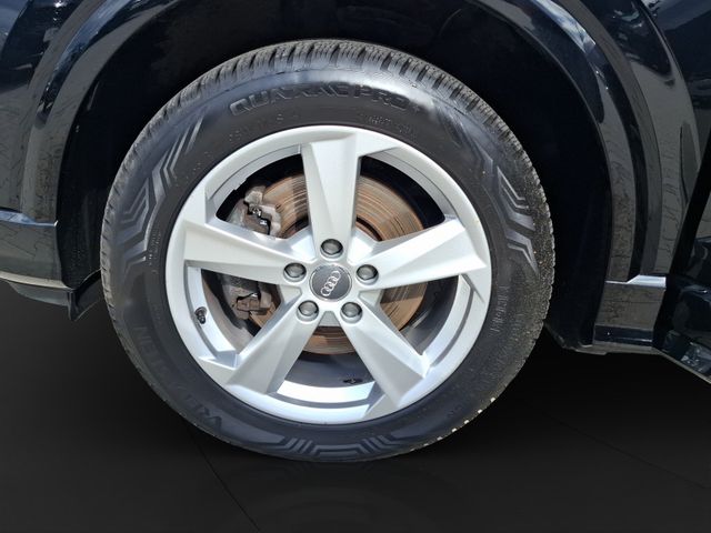 Audi Q2 sport 1.5 TFSI 35 AHK+Kam.+KeyLess+LED+Pano