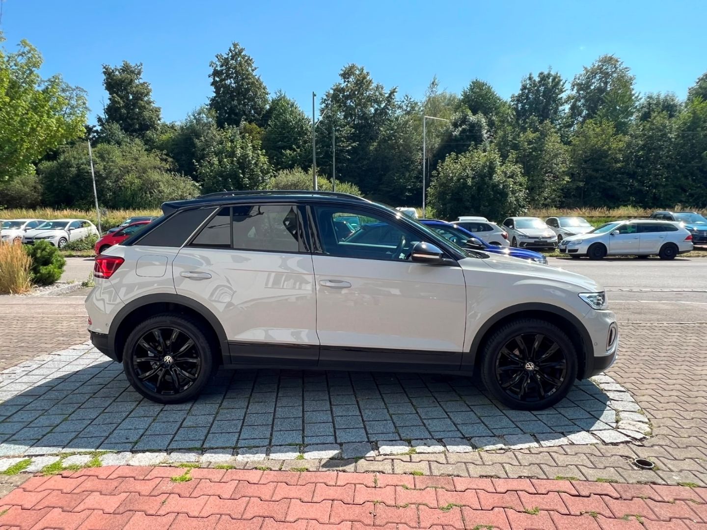 T-Roc 1.5TSI DSG Style - NAV*AHK*BLACK*KAMERA!!!