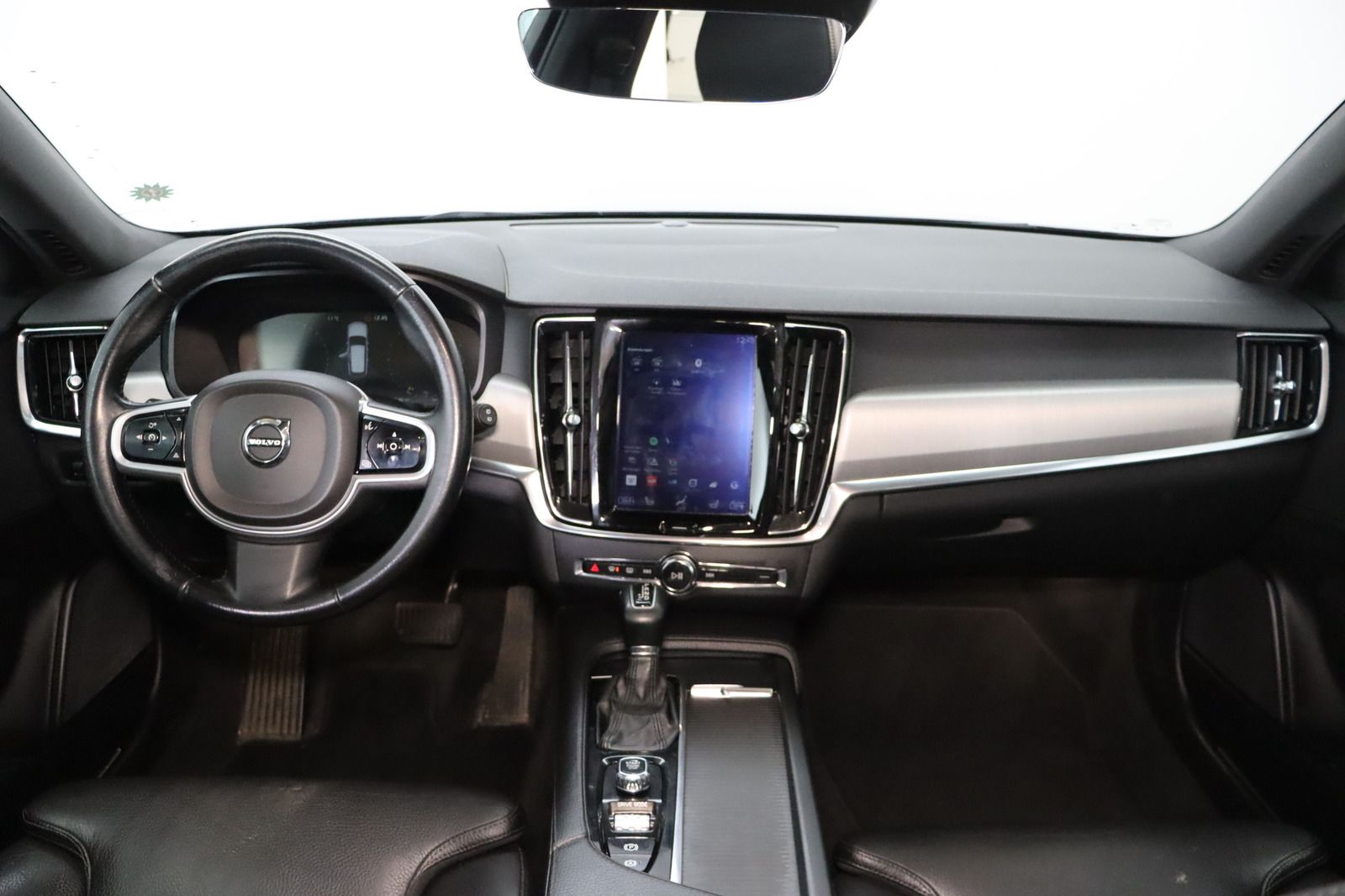 Fahrzeugabbildung Volvo V90 Kombi * HUD * Keyless * Limited Edition Mome