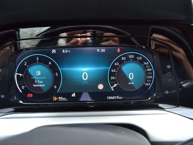 Golf VIII Variant 2.0 TDI Life LED/NAVI+VZE/BUSI