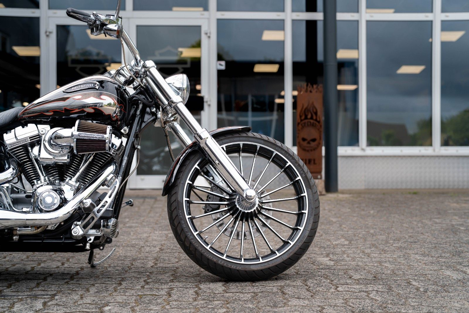 Fahrzeugabbildung Harley-Davidson FXSBSE CVO Breakout 110 cui - Twin Cam - Jekill