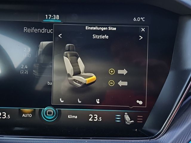 Fahrzeugabbildung Volkswagen Touareg 3.0 V6 TDI 4M R-Line AHK AREA-VIEW NACHT