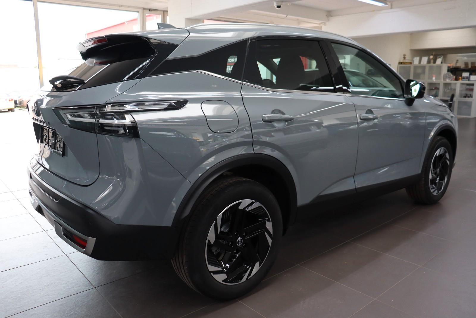 Nissan Qashqai 1.3 AT N-Connecta Navi,Pano,eHeck SOFORT, миниатюра 4