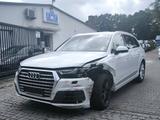Audi Q7 50 TDI quattro S-LINE NAVI R-KAM MEMORY - Audi Unfallwagen