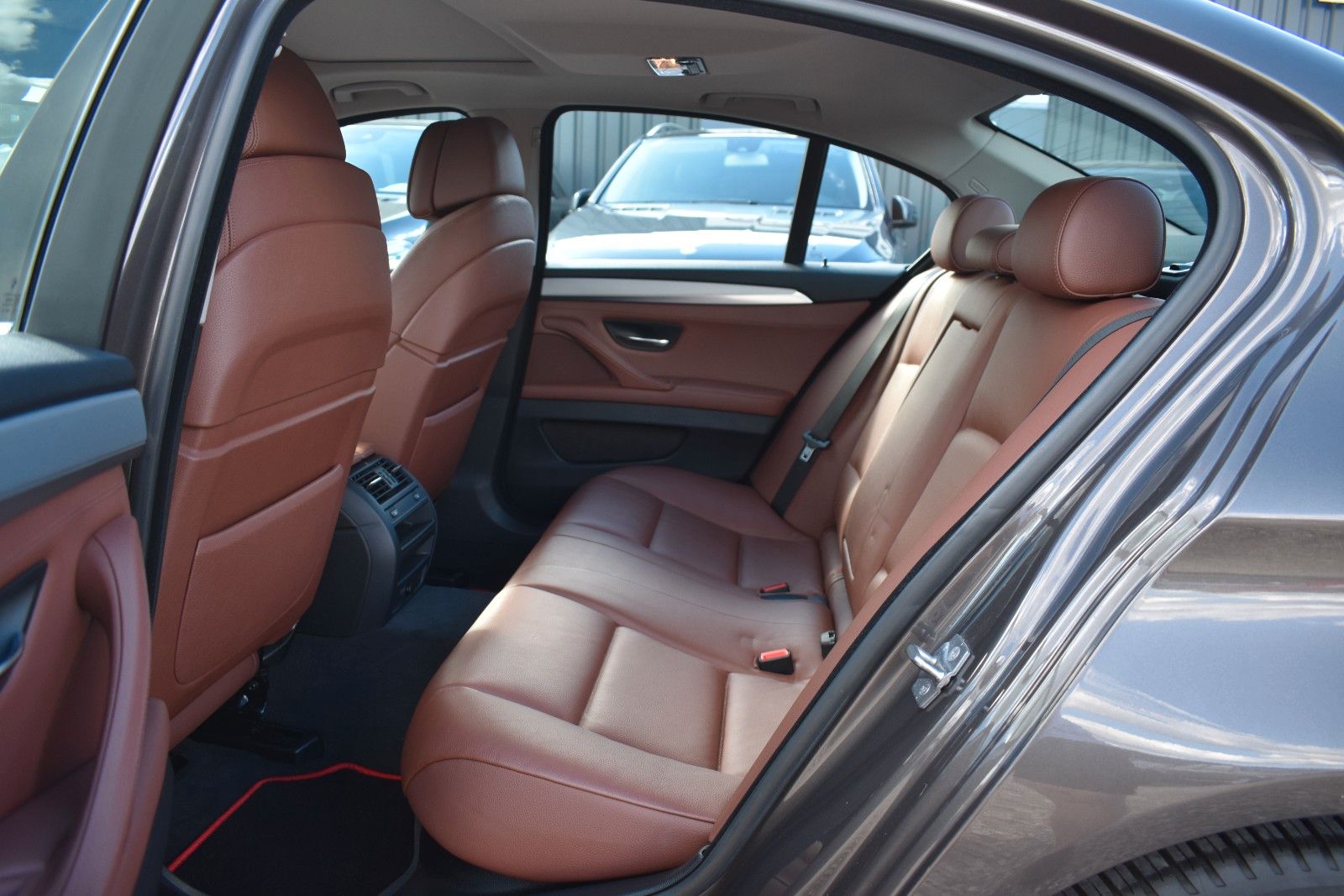 Fahrzeugabbildung BMW 520i Limo Autom. Navi Leder Xenon AHK GSD