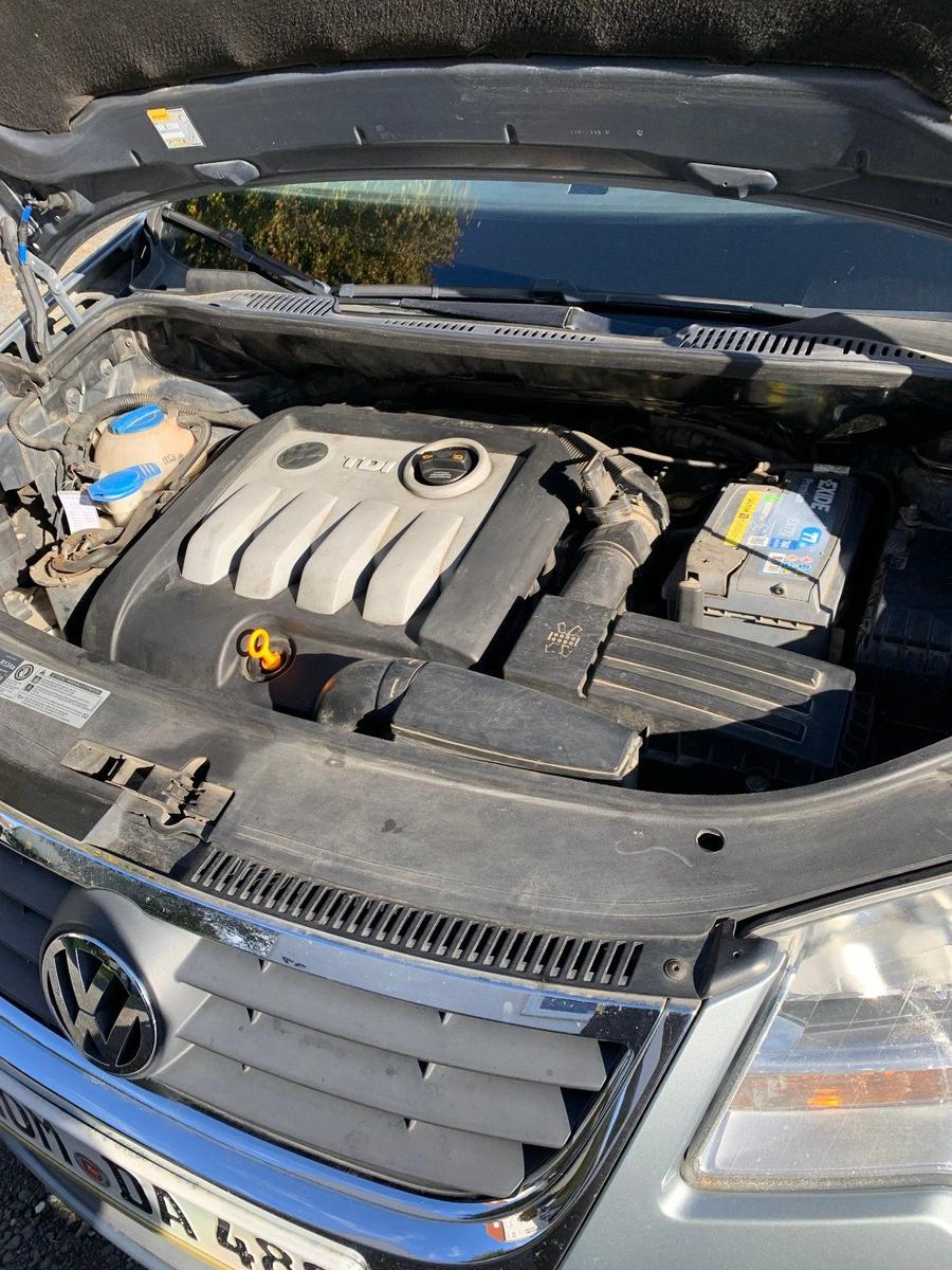 Volkswagen Touran 2009 — photo 12