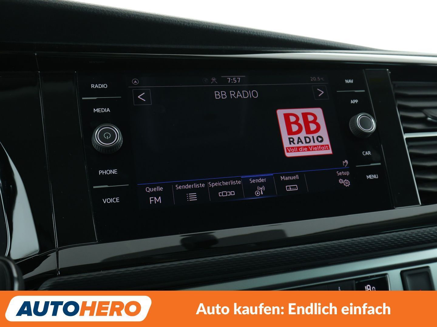Volkswagen T6 Multivan 2.0 TDI Comfortline FWD Aut. NAVI foto 22