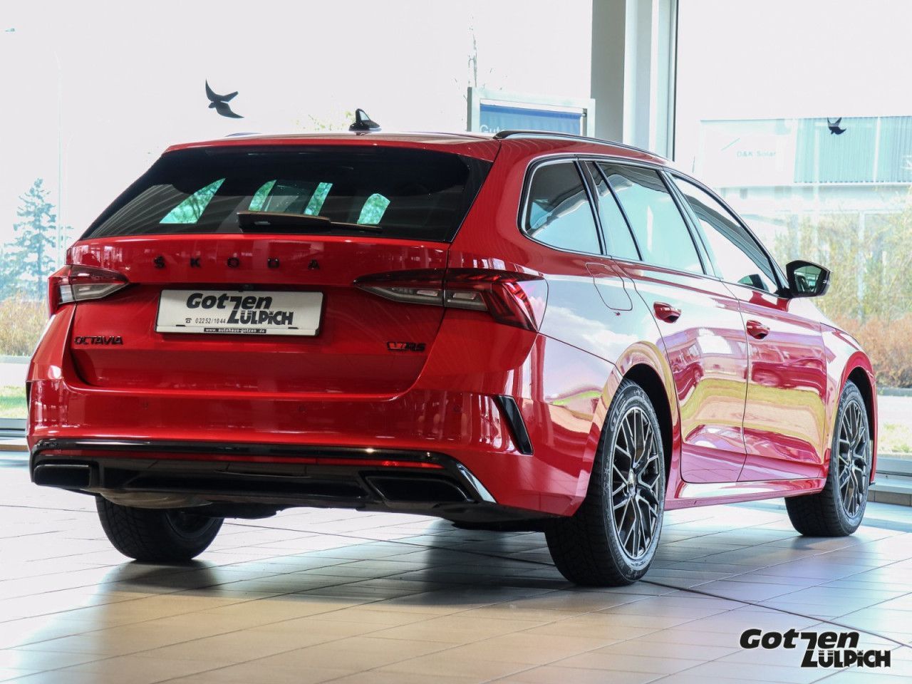 Fahrzeugabbildung SKODA Octavia Combi 2.0 TDI RS DSG Navi AHK Pano DCC