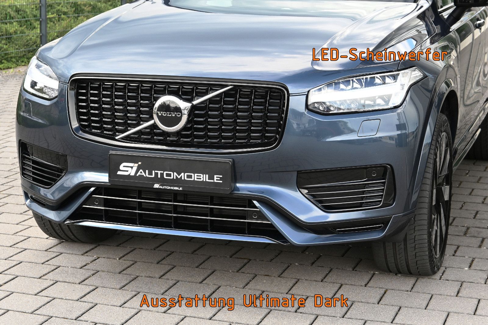 Fahrzeugabbildung Volvo XC90 T8 AWD Recharge Ultimate Dark °AHK°WOOL°