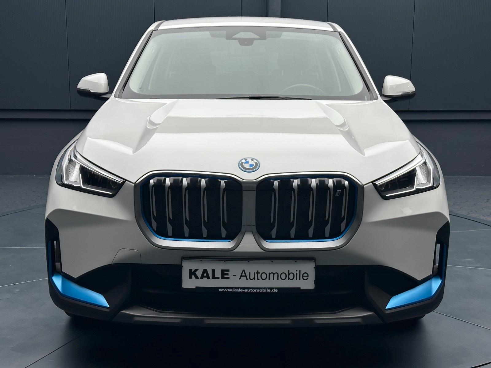 BMW iX1 xDrive30 *NAVI*KAMERA*Sitzhzg*Alexa*, миниатюра 8