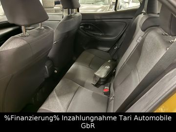 Toyota Yaris Cross - 12