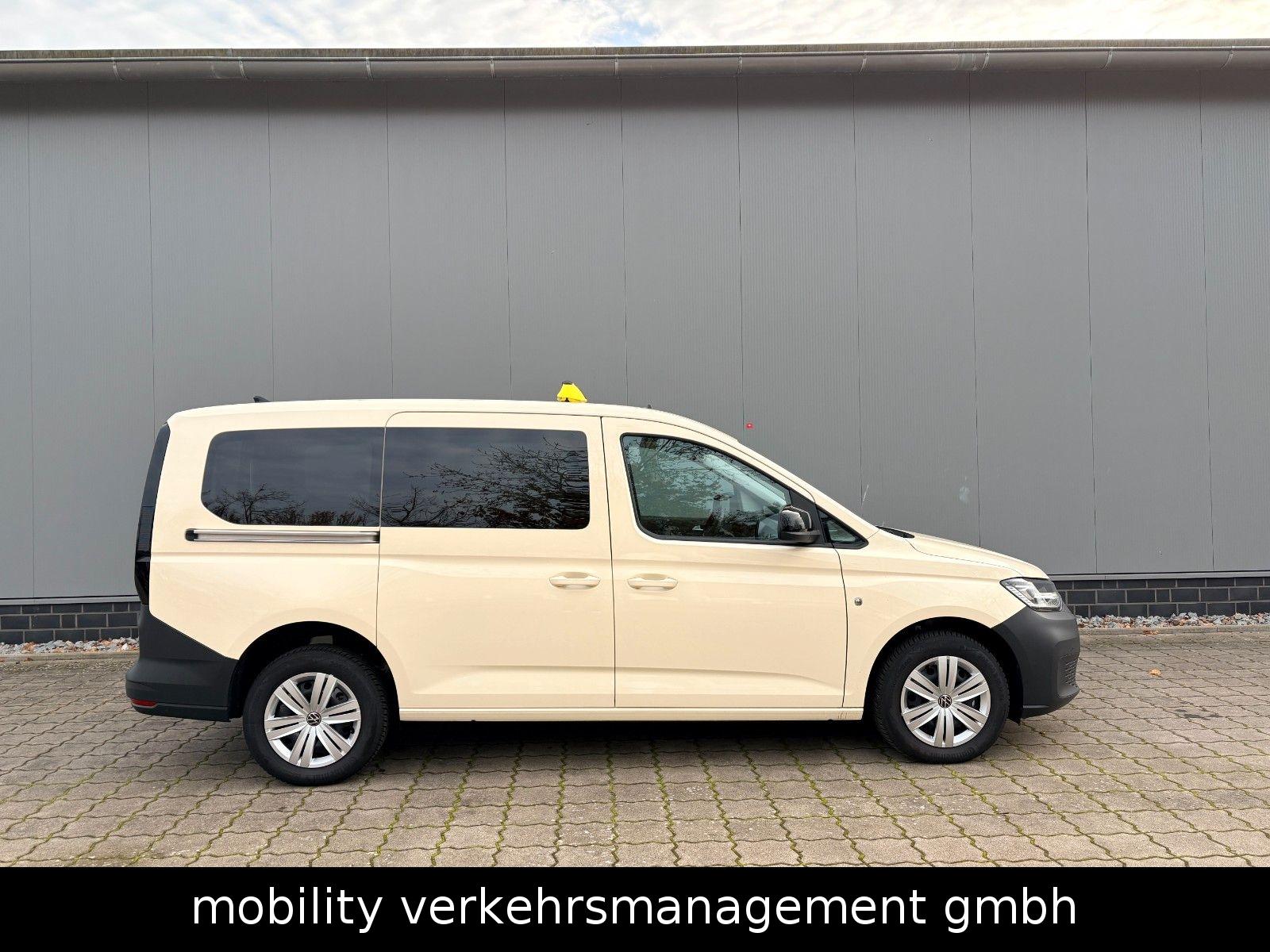 Volkswagen Maxi LED DSG Rollstuhl Taxi Tragestuhl