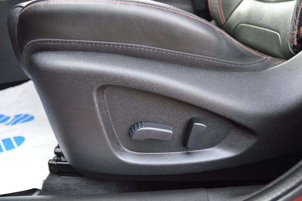 Fahrzeugabbildung Renault Kadjar   TCe 130 AHK Leder LED Kamera