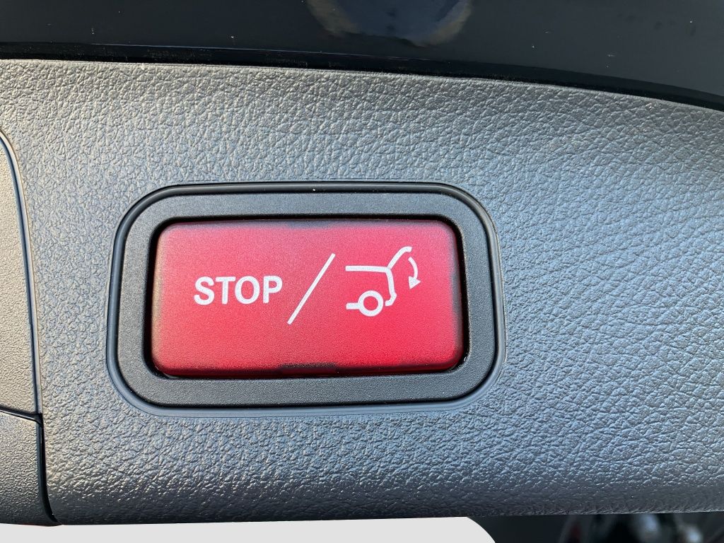 Fahrzeugabbildung Mercedes-Benz GLA 180 LED*AHK*NAVI*KAMERA*TOTWINKEL*DAB