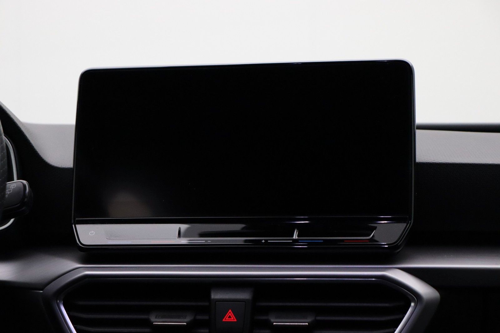 Fahrzeugabbildung SEAT Leon Sportstourer 1.5 FR