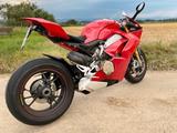 Ducati Panigale V4S - DUCATI PANIGALE V4