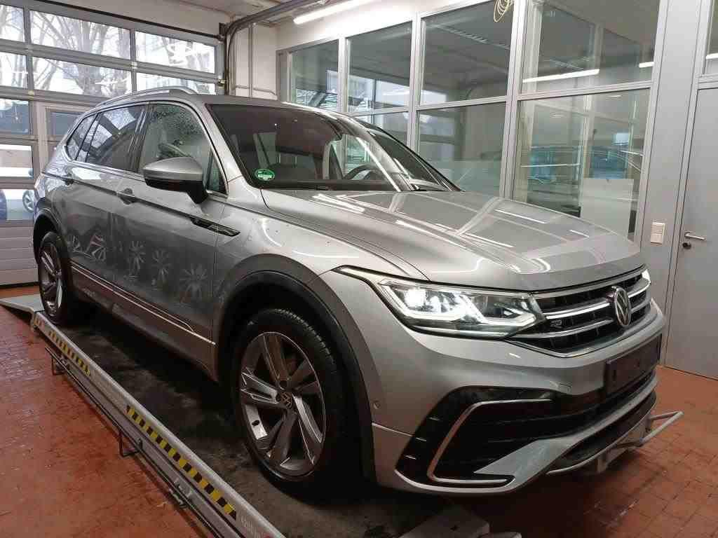 Volkswagen Tiguan Allspace R-LINE 4M HUD KEYLESS PANO DCC