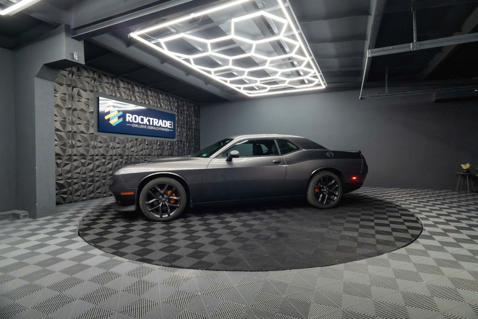 Fahrzeugabbildung Dodge Challenger 3.6 V6 GT SRT Styling LAST CALL 19%