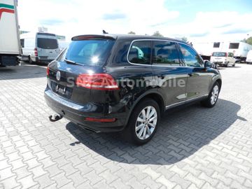 Volkswagen Touareg - 6