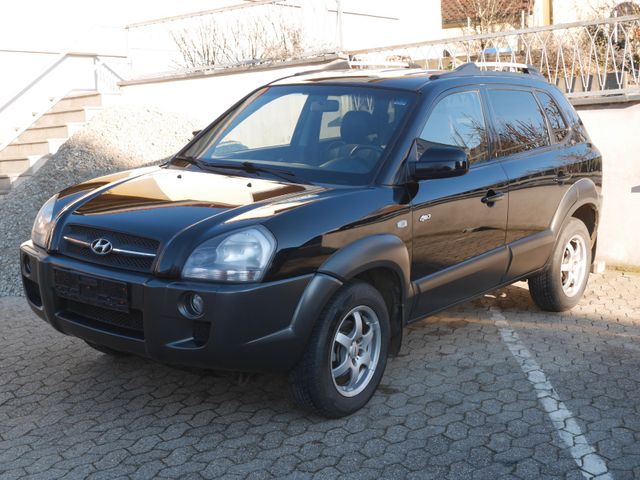 Hyundai Tucson 2.0 CRDi GLS 4WD Automat. Leder TÜV NEU