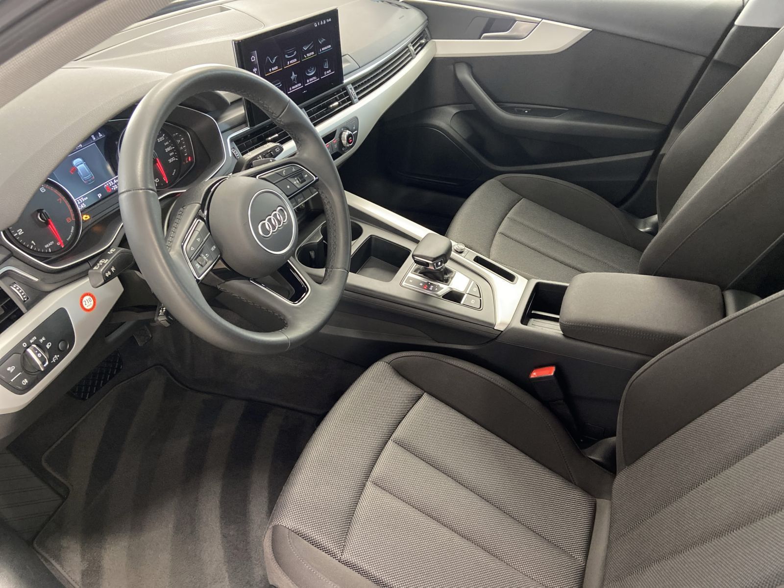 Audi A4 - Bild 7