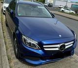 Mercedes-Benz 220 - Mercedes-Benz 220 in Düsseldorf