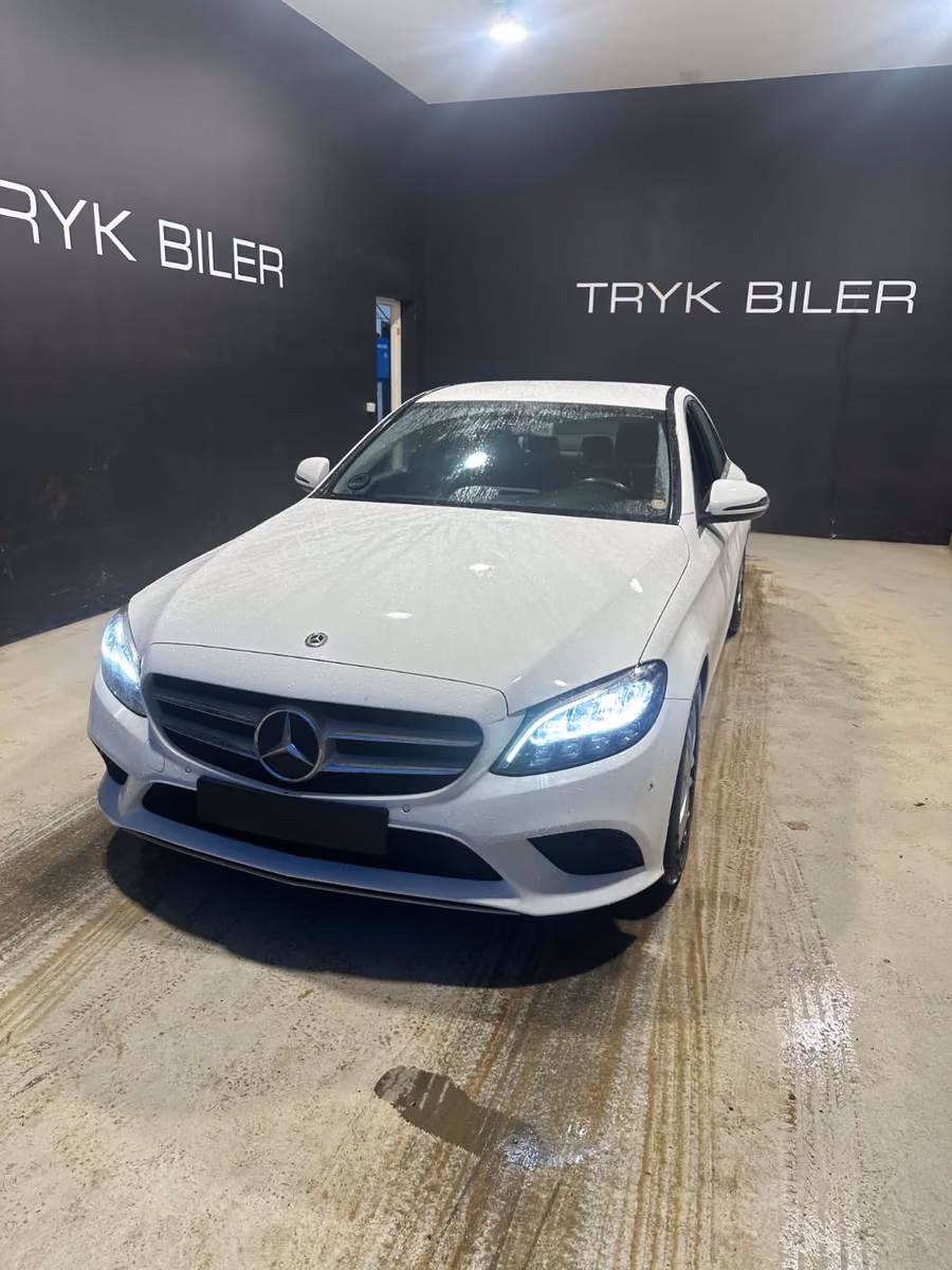 Mercedes-Benz C 220