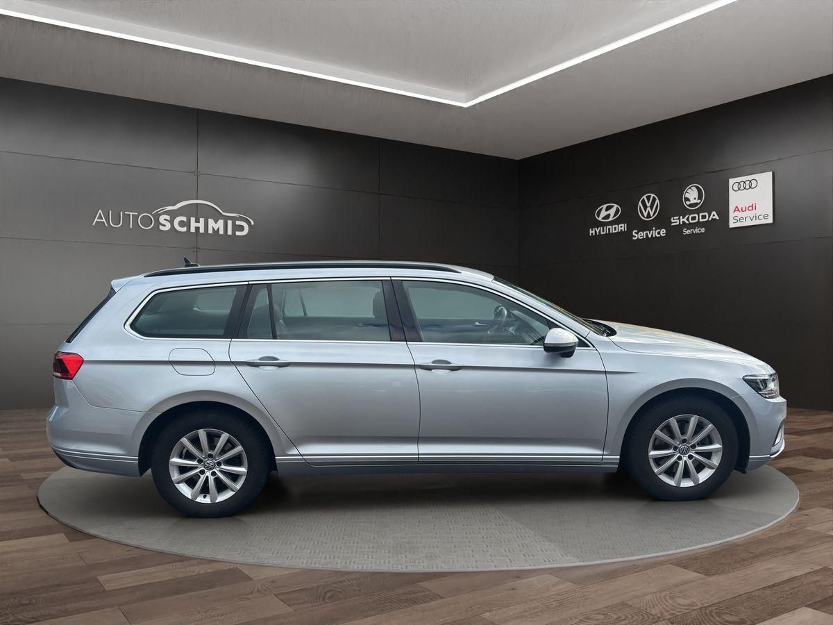 Passat Variant Business 2.0 TDI DSG RFK ACC NAVI