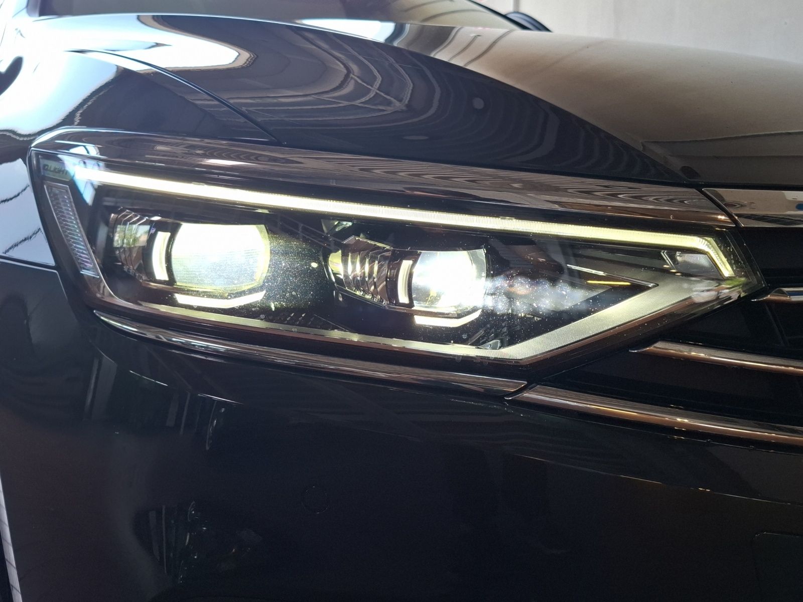 Fahrzeugabbildung Volkswagen Passat Variant TSI Business DSG Matrix Navi ACC
