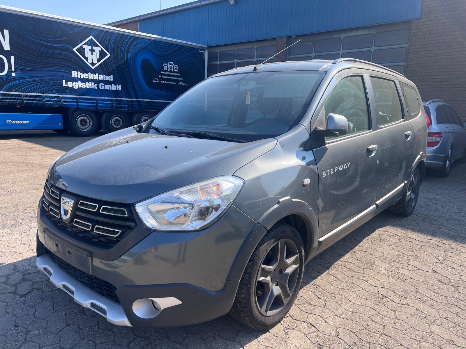 Dacia Lodgy Stepway Celebration 1.5 7p Navi klima