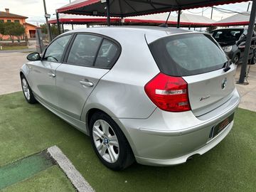BMW 120 - 6