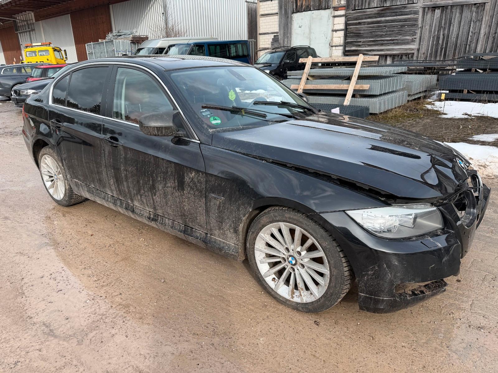 BMW 325i xDrive, FACELIFT, LEDER, AUTOMATIK!!!
