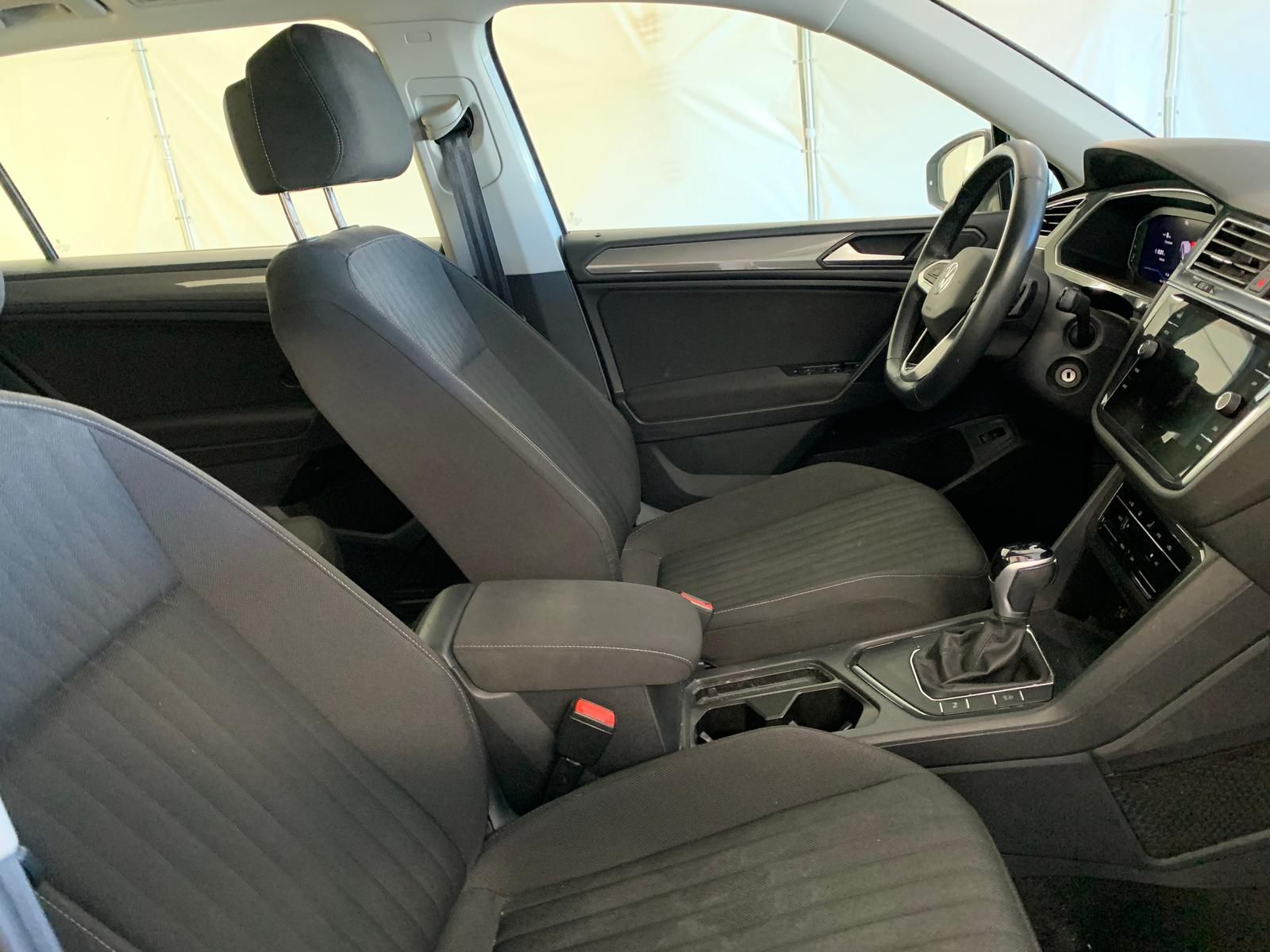 Volkswagen Tiguan Allspace Life LED 18 Unfallfrei ACC AHK foto 3