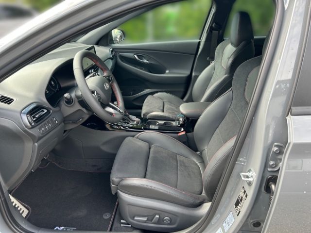 Fahrzeugabbildung Hyundai i30 FL Kombi MJ25 1.5 Benzin Turbo 7-DCT (48V) N