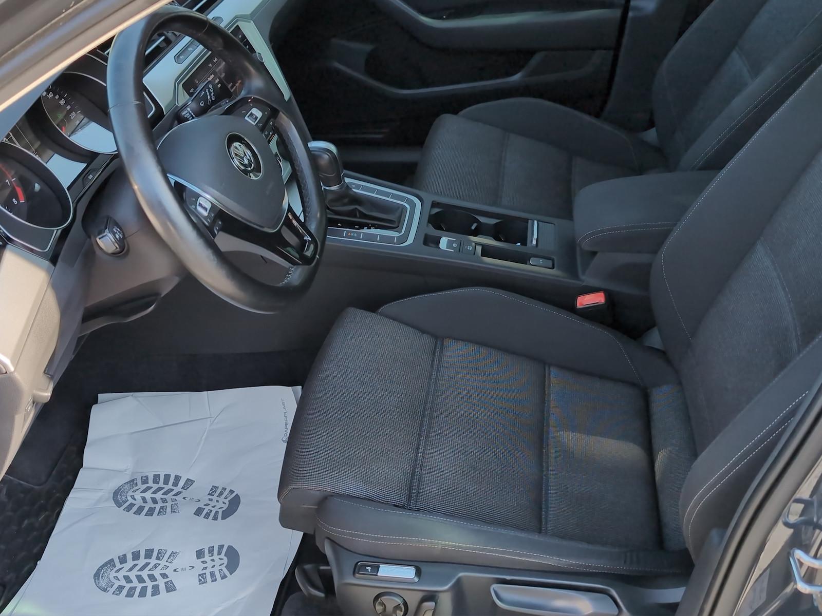 Volkswagen Passat Variant Comfortline *LED*AHK*ACC*Assist+*