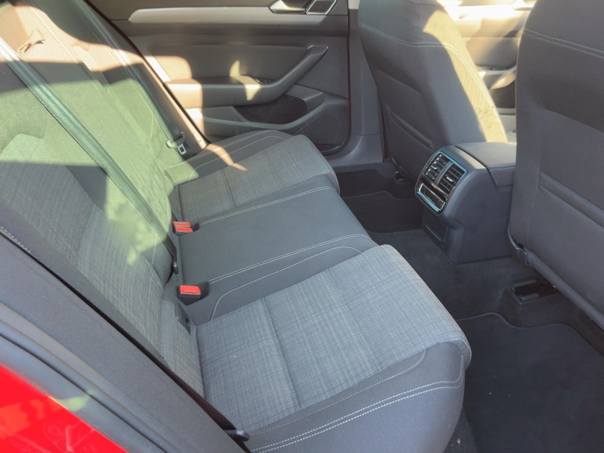 Volkswagen Passat Variant - Bild 13