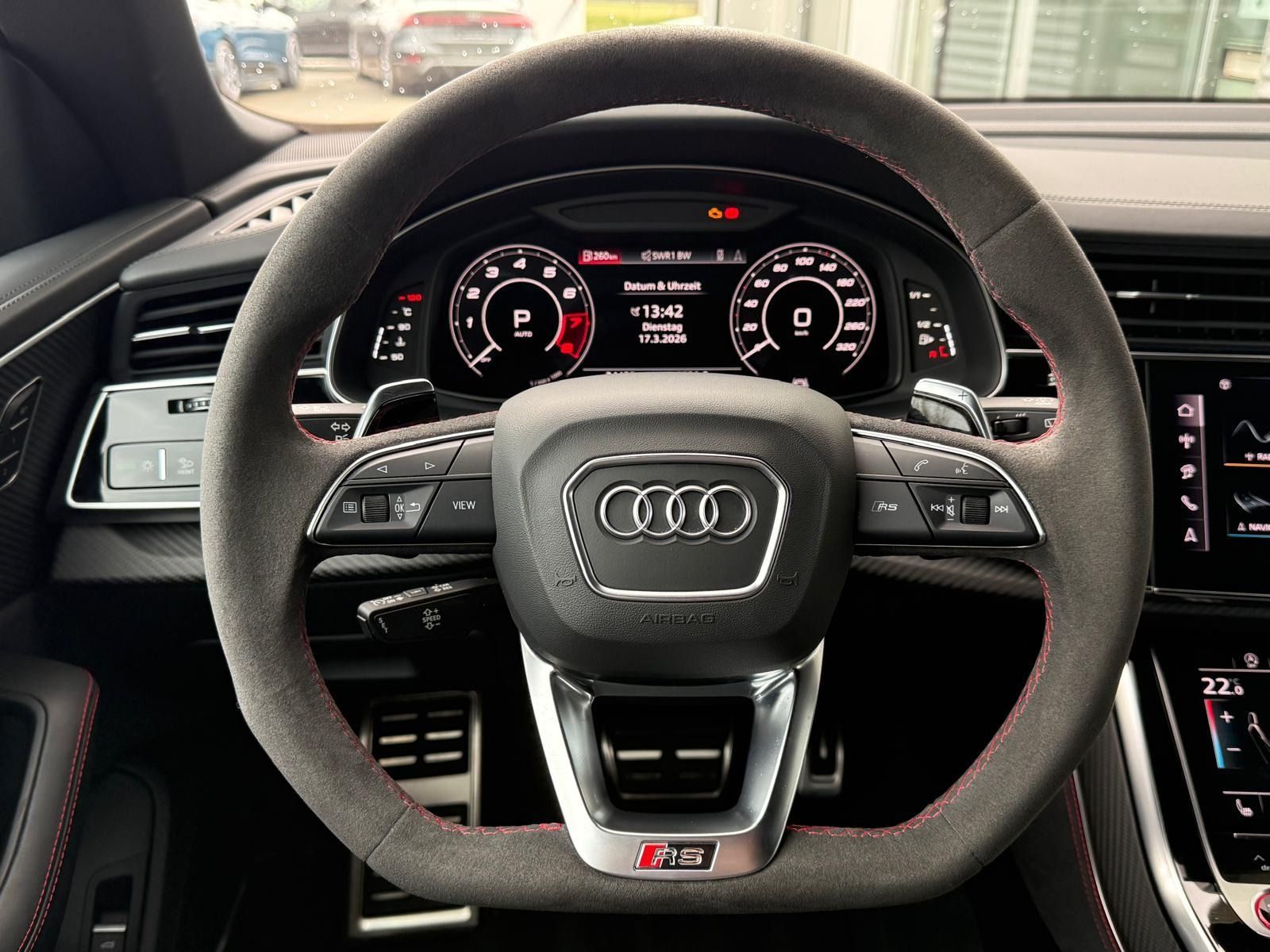 Audi RSQ8 - Bild 12