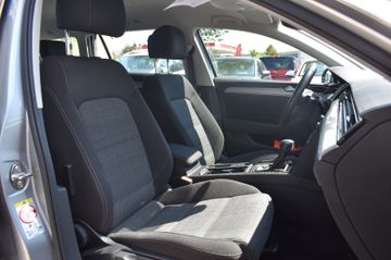 Volkswagen Passat Variant - 12