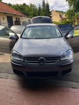 Volkswagen Golf 5 1,6 FSI Volkswagen - Volkswagen Golf: V Fsi