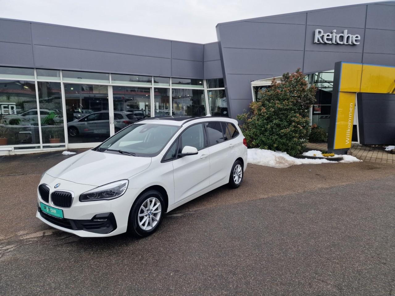 BMW 218i Advantage AHK+NAV+PANO+PDC+SHZ Klima Navi