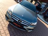 Mercedes-Benz E 200 4Matic, LED , 1. Hand, NAVI, Leder - Mercedes-Benz E-Class: 4matic