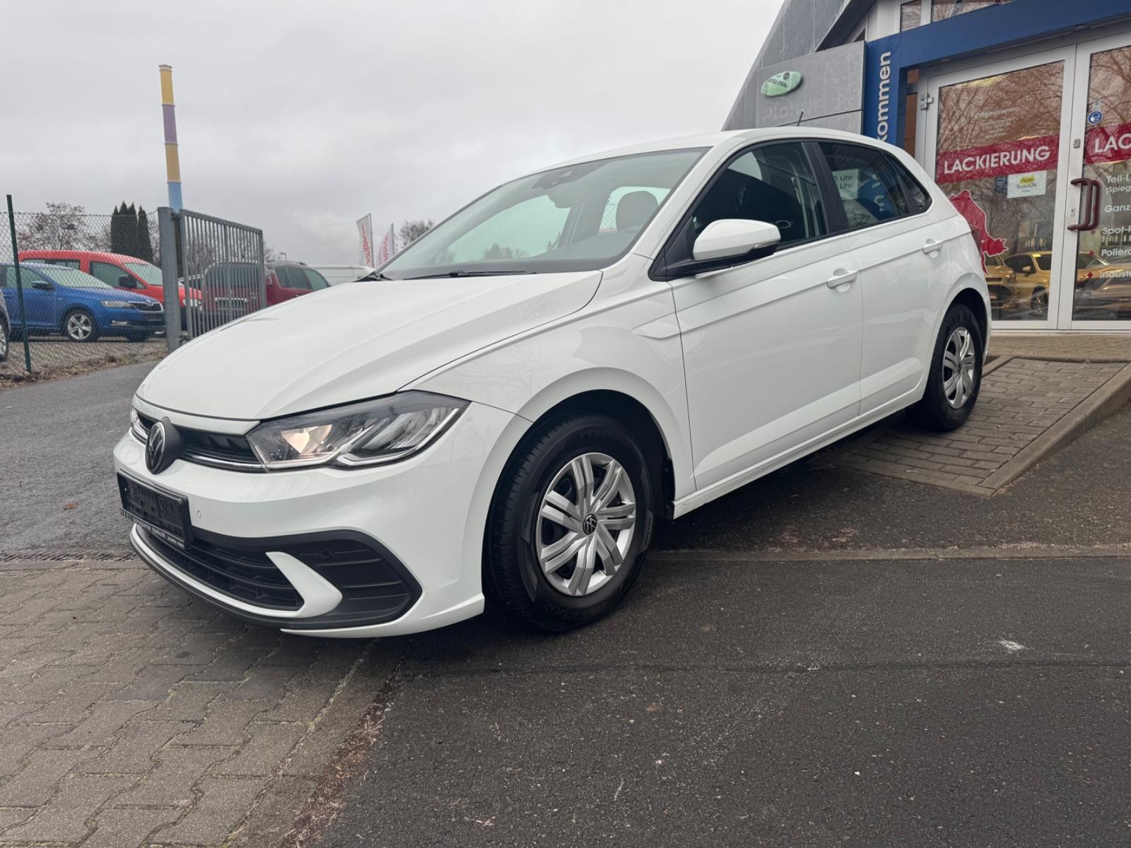 Volkswagen Polo VI Basis