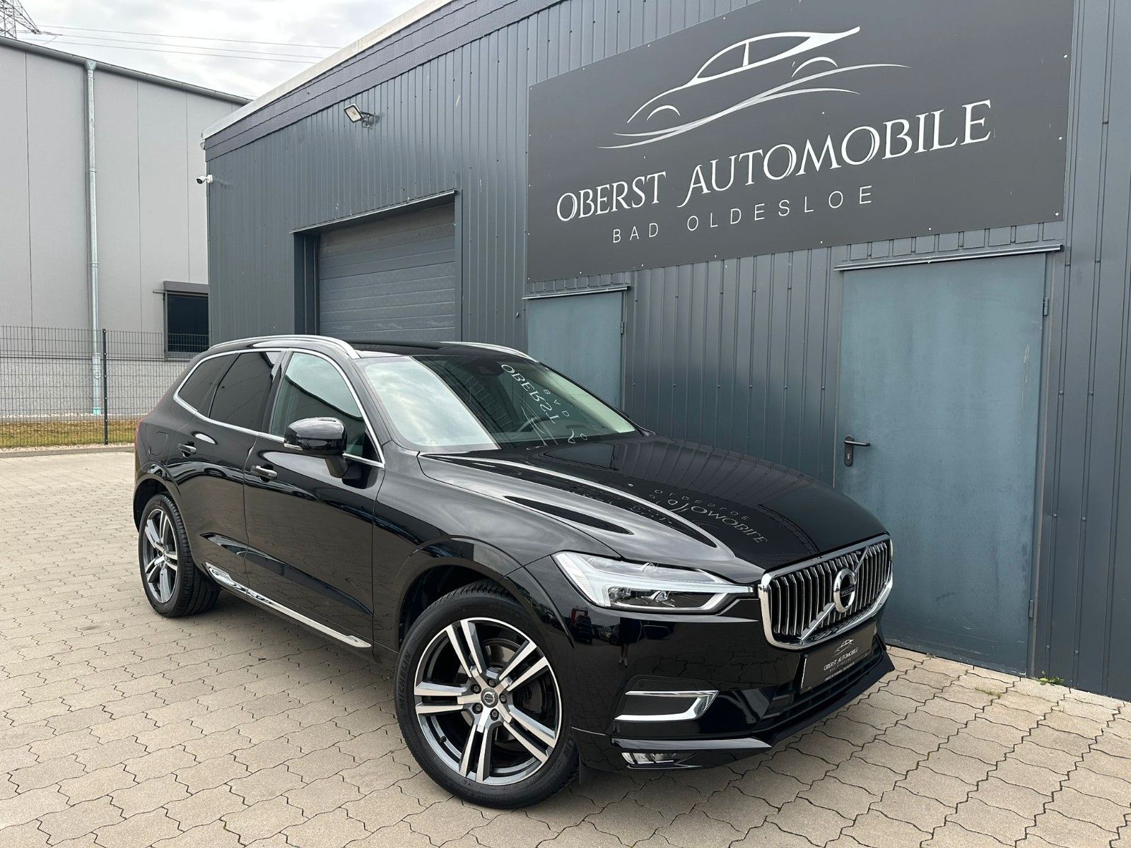 Volvo XC 60 Inscription 2WD SHZ Navi Vollleder LED