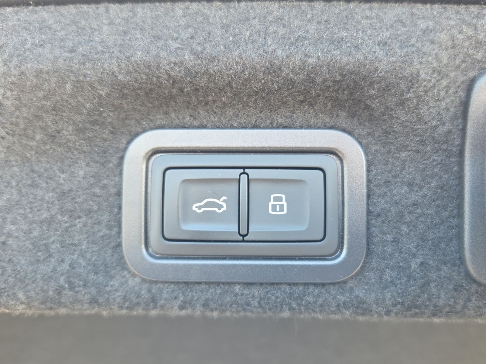 Audi A6 - Bild 12