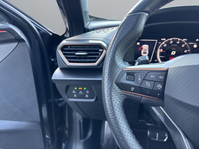 Formentor 1.5l TSI DSG *PANO+Navi+ACC+PDC+RFK+FU