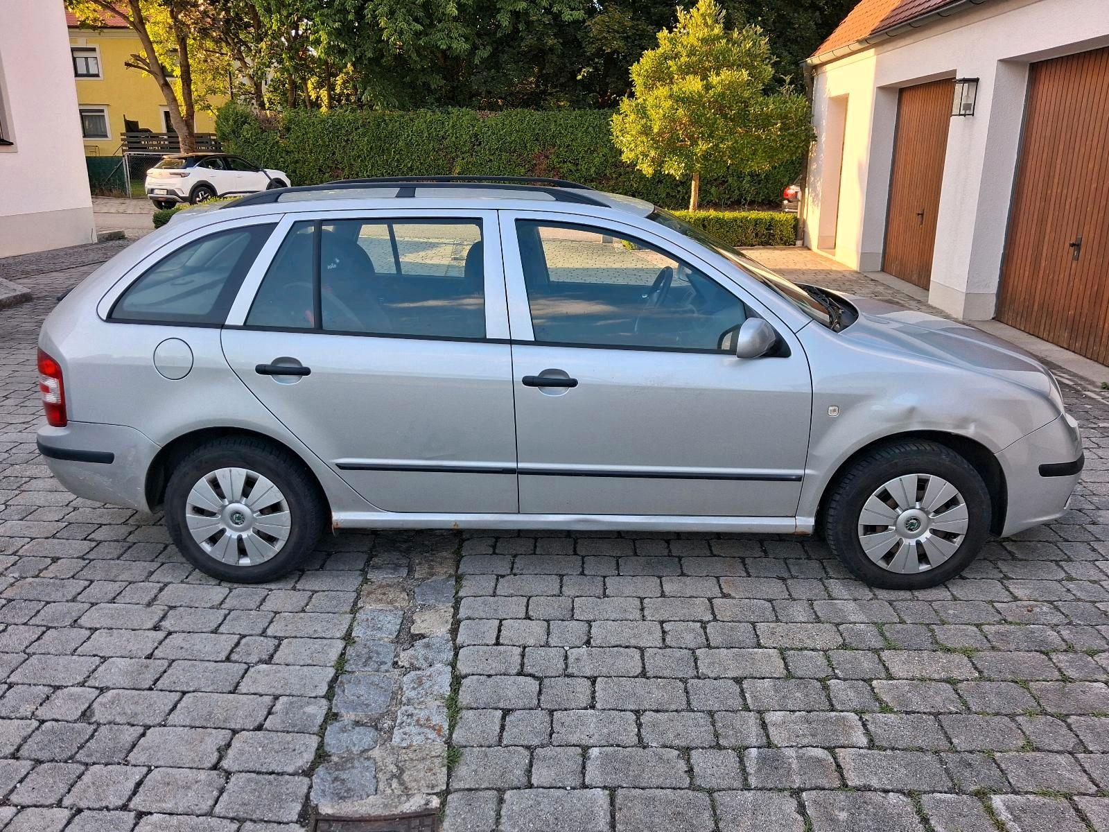 Skoda Fabia 2005 — engine 86 HP (63kW)