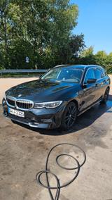 BMW 320d xDrive Touring Luxury Line Auto Luxury Line - BMW 320 in Dresden